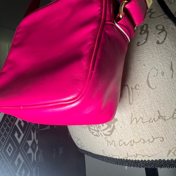 Vintage Yves Saint Laurent/YSL Hot Pink Crossbody - Picture 6 of 10